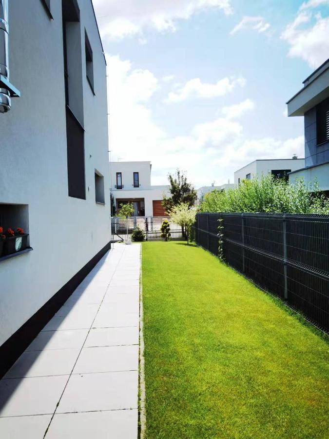 Yipin Villa Praha Eksteriør bilde