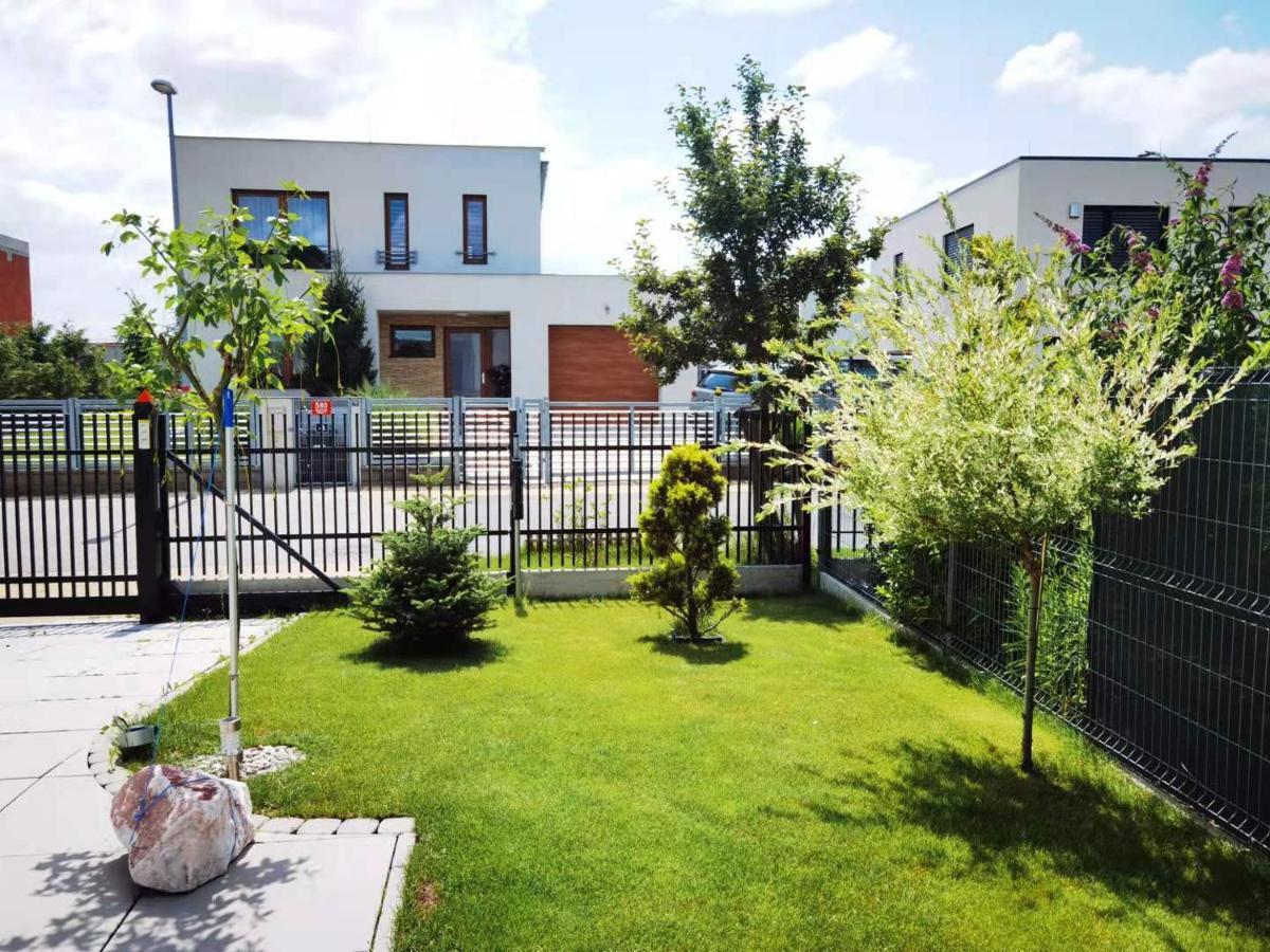 Yipin Villa Praha Eksteriør bilde